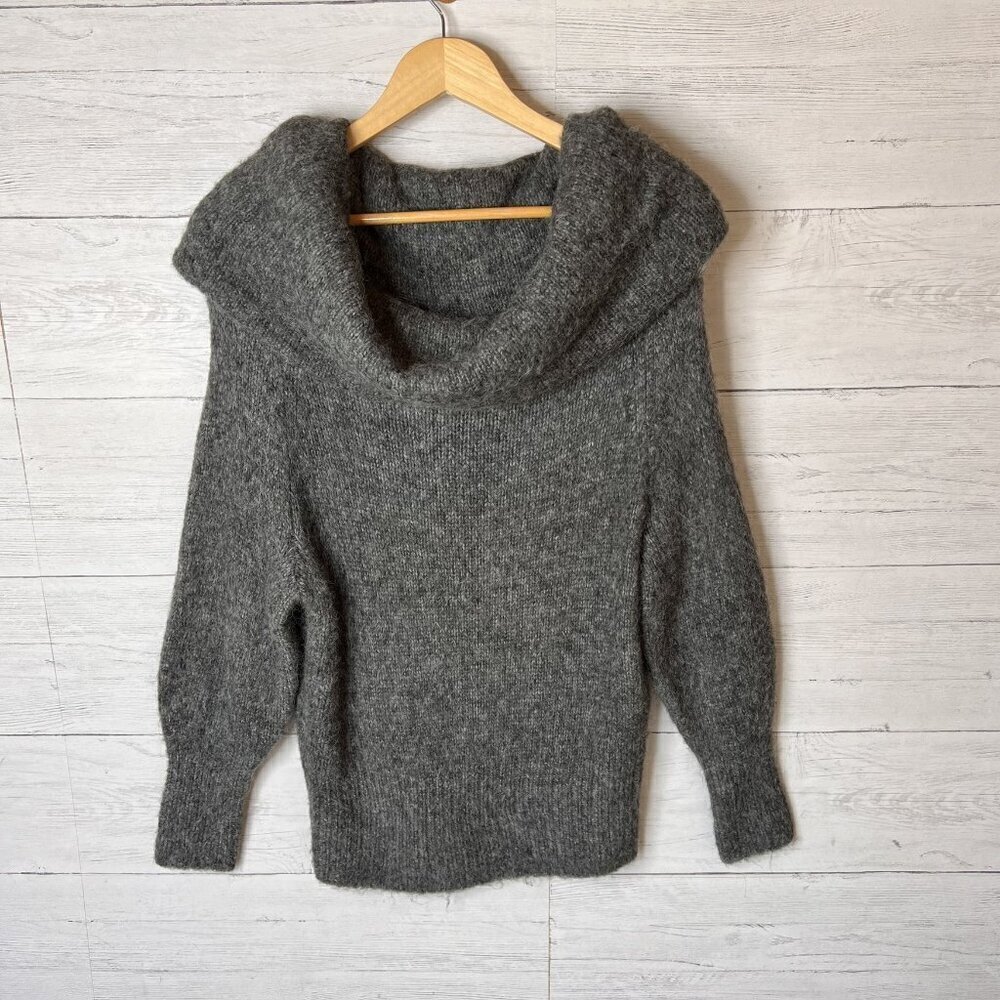 H&M Sweater Womens Size XS Gray Cowl Neck Alpaca Blend Long Sleeve Natural